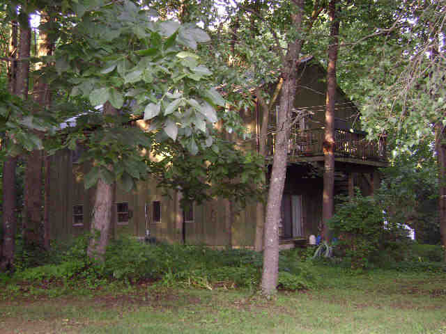 Building photograph for 264 HARD HILL RD N